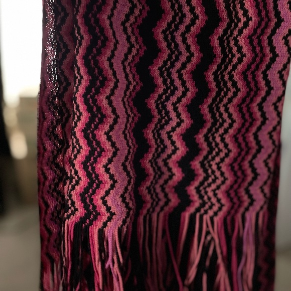 Moschino striped shawl. Used only a few times. - Picture 5 of 5